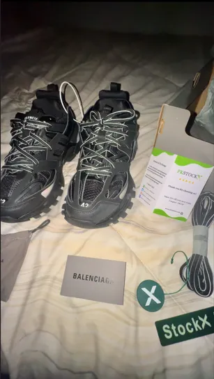 Balenciaga Track Black 555032 W1GB7 1000 (LED) review T*** 00