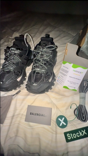 Balenciaga Track Black 555032 W1GB7 1000 (LED) review 