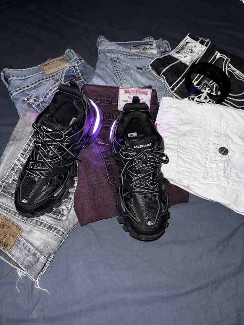 Balenciaga Track Black 555032 W1GB7 1000 (LED) review 