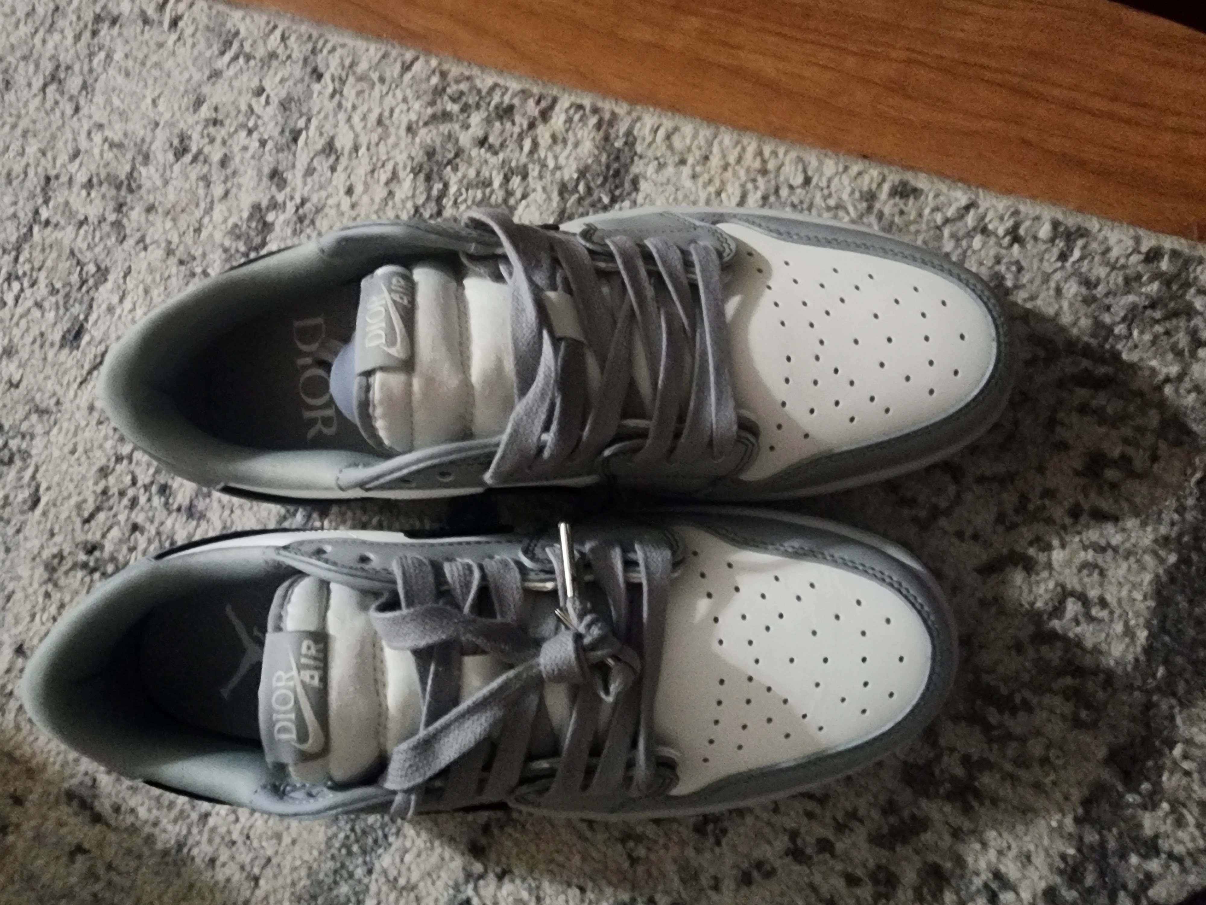 PK God Batch Dior x Air Jordan 1 Low Wolf Grey CN8608-002 review Dayne 02