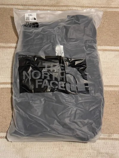 The North Face Shell Puffer GiletTNF Black review Tyrone 03