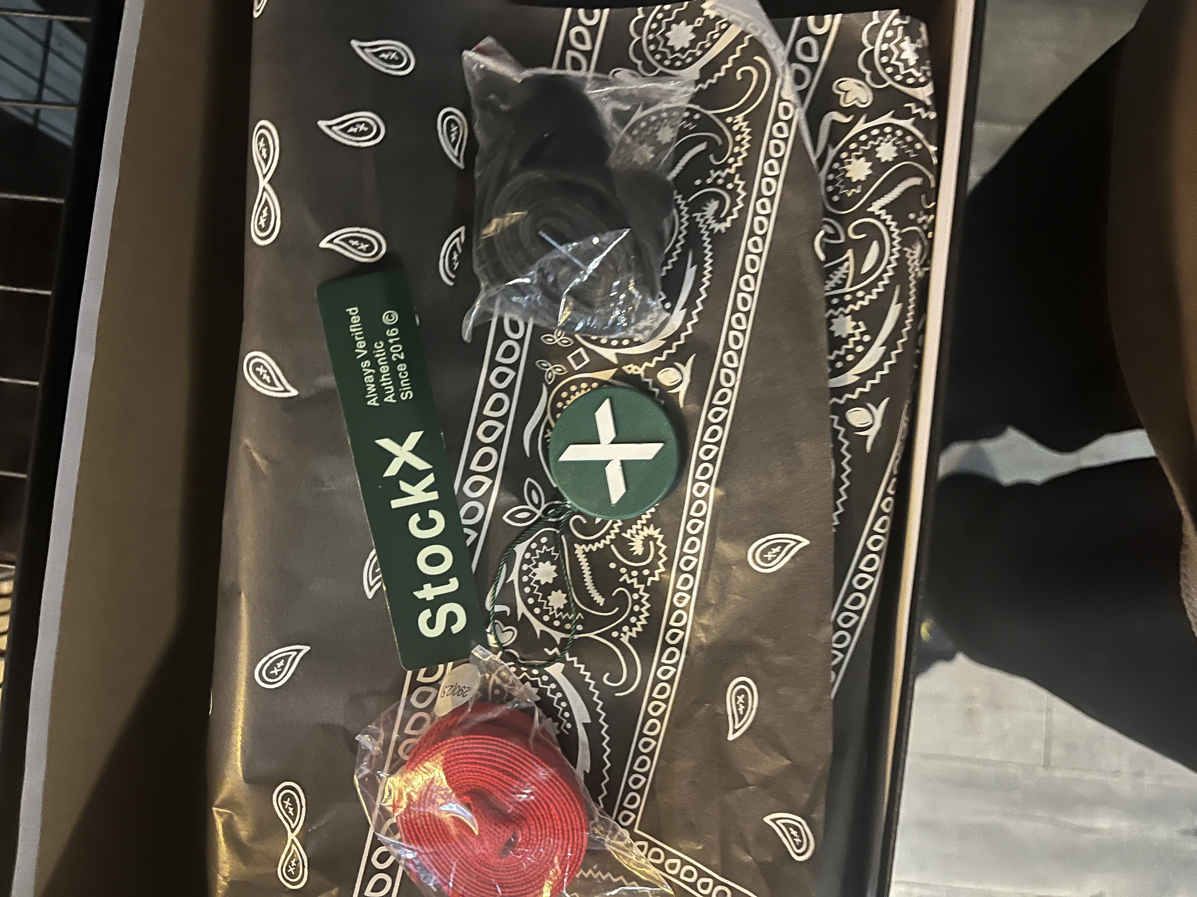 【Flash Sale】Air Jordan 1 Retro Low OG SP Travis Scott Black Phantom DM7866-001 review Adam 03