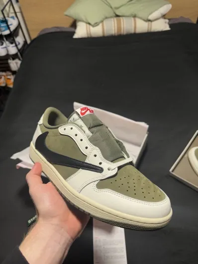 PK God Batch Air Jordan 1 Retro Low OG SP Travis Scott Medium Olive DM7866-200 review C*** 02
