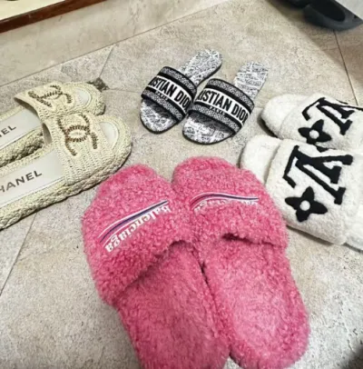 Balenciaga Furry Slide Pink review Gigi