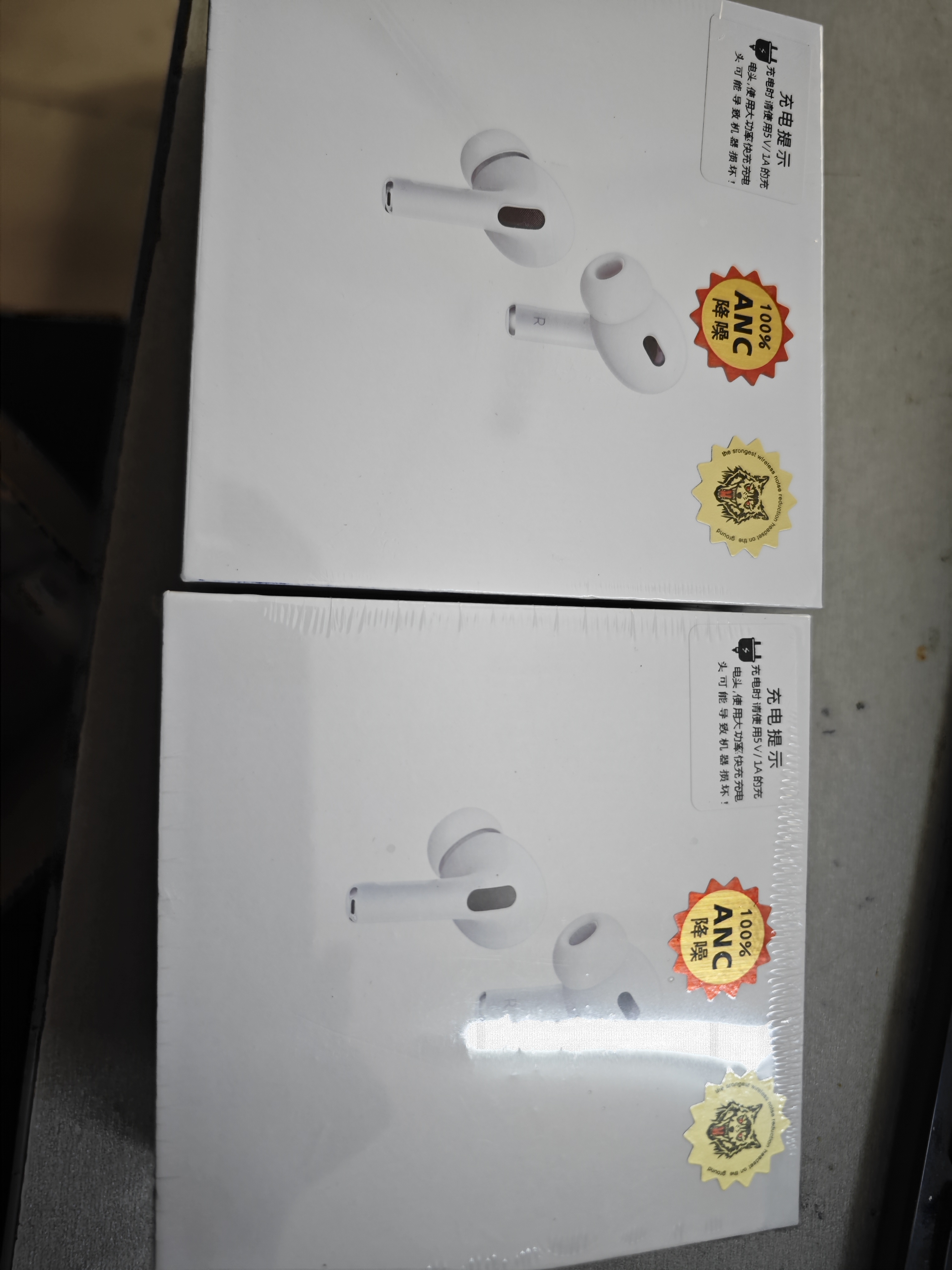 Apple Airpods Pro (2nd Gen/2023) MagSafe Case (USB-C) MTJV3AM/A review Adam Elassaad