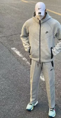 Nike Sportswear Tech Fleece Full-Zip Hoodie & Joggers Set Dark Heather Grey/Black review 0
