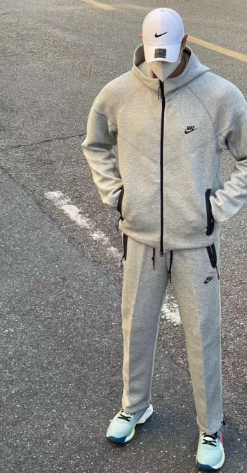 Nike Sportswear Tech Fleece Full-Zip Hoodie & Joggers Set Dark Heather Grey/Black review 