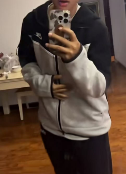 Nike Sportswear Tech Fleece Windrunner Full Zip Hoodie & Joggers Set Dark Grey Heather/Black/White review Reed Greyson 01