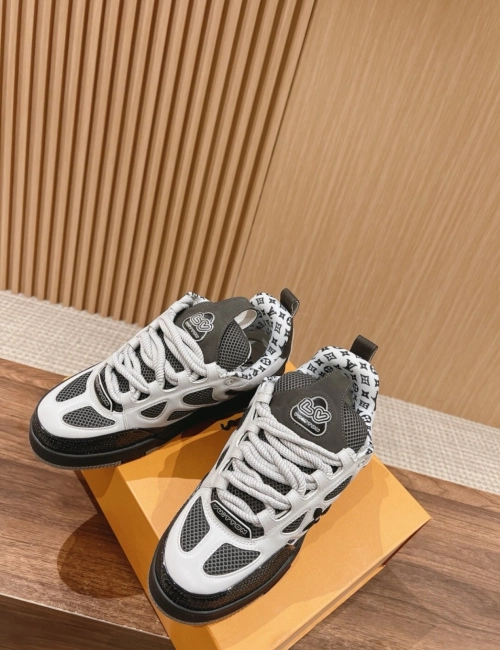 PK God Batch LOUIS VUITTON Leather lace up Fashionable Board Shoes Black Gray 1AC52M review 