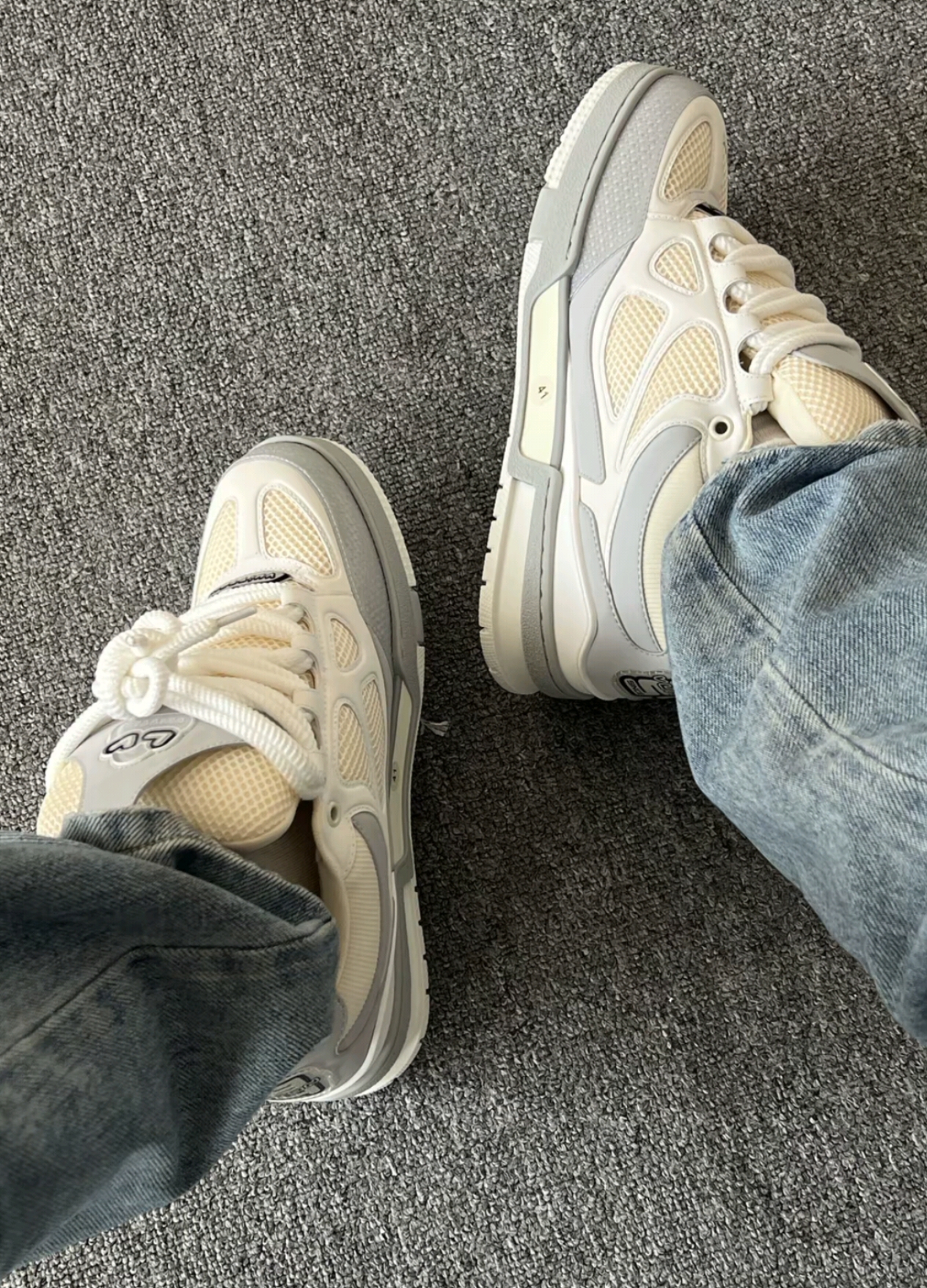 PK God Batch LOUIS VUITTON Leather lace up Fashionable Board Shoes White Gray 1ACQP4 review B***