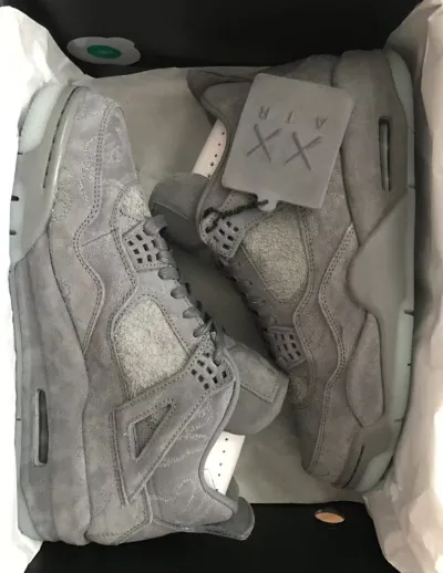 PK God Batch Air Jordan 4 Retro Kaws 930155-003 review C***