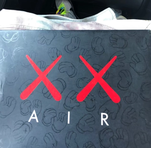 PK God Batch Air Jordan 4 Retro Kaws 930155-003 review 