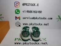 PK God Batch LOUIS VUITTON Leather lace up Fashionable Board Shoes White Green 1AC520 review 3