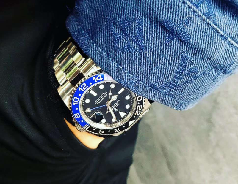 PKStockX Rolex GMT-Master II 126710 Blnr 40Mm review devon enriquez 01