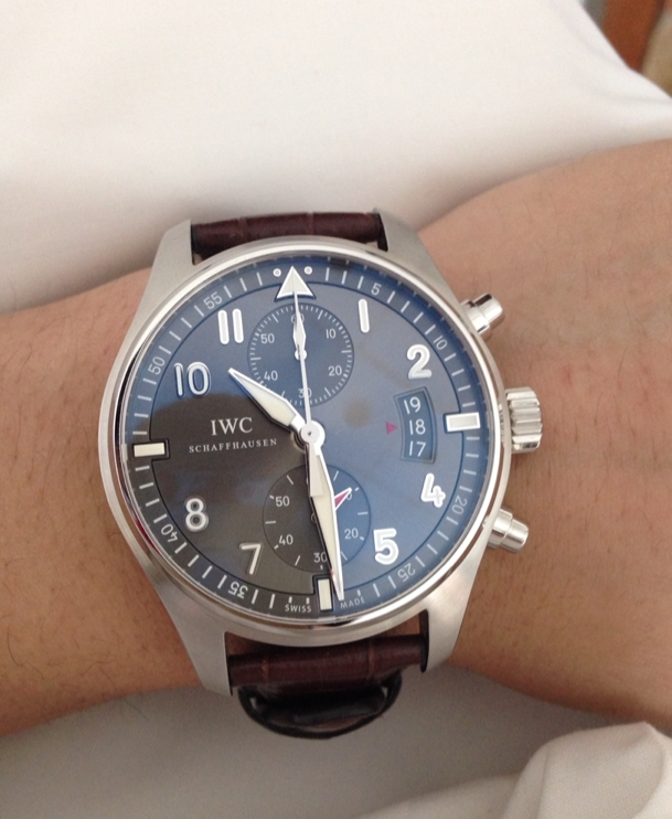 Pkstockx IWC Pilot's Spitfire Automatic Black Dial Fabric - Black IW387802 review abdennour mohamed