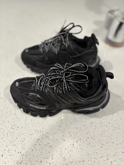 Balenciaga Track Black 555032 W1GB7 1000 (LED) review S*** 02