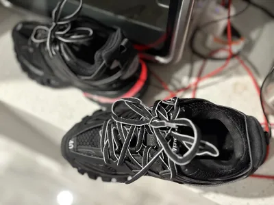 Balenciaga Track Black 555032 W1GB7 1000 (LED) review S*** 00