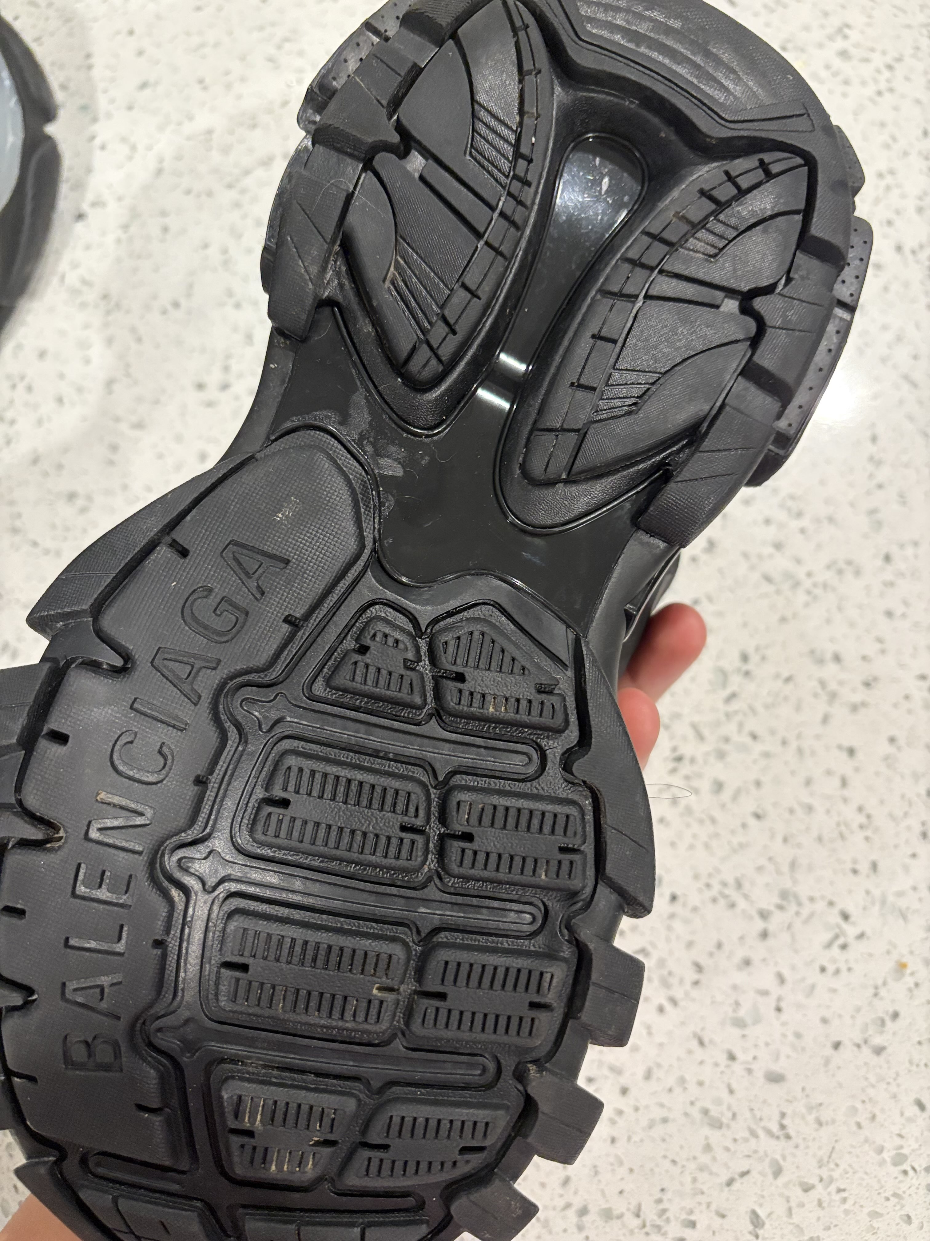 Balenciaga Track Black 555032 W1GB7 1000 (LED) review S*** 05
