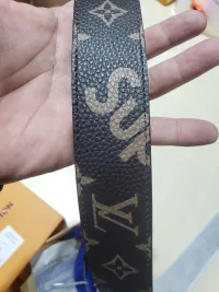 LOUIS VUITTON x Supreme LV x Supreme Brown Monogram LV Initials Belt review 1