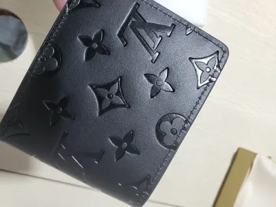 LOUIS VUITTON Multiple Wallet Monogram Shadow Black review Levente Ősi 00
