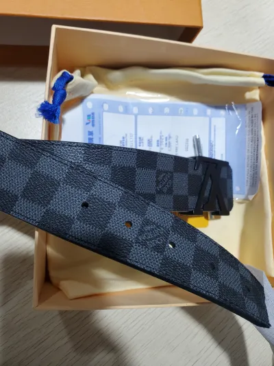 LOUIS VUITTON Belt Initiales Damier Graphite Black/Grey review michael meyers 02