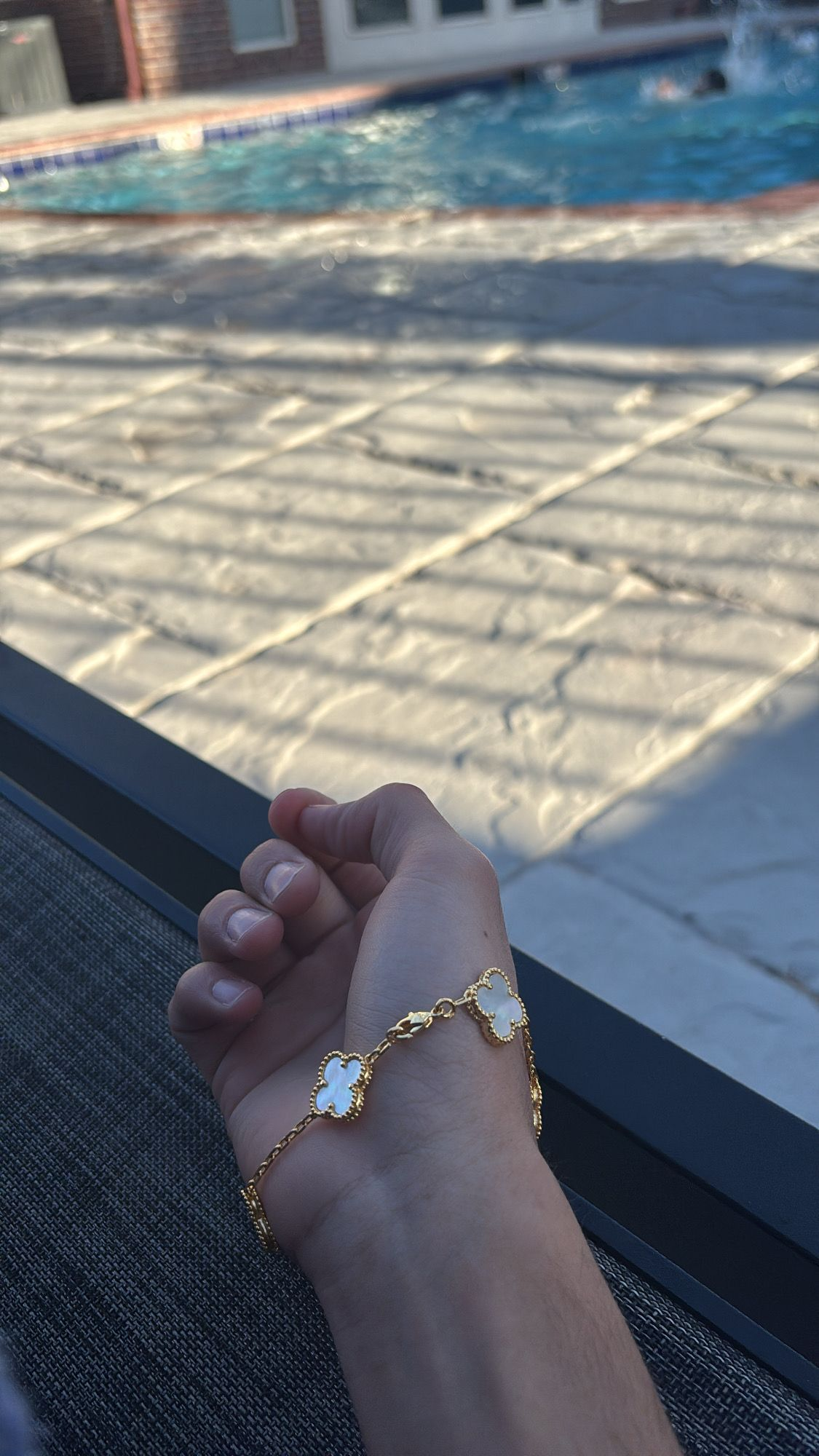 Vintage Alhambra bracelet, 5 motifs yellow gold review Cornell Clark