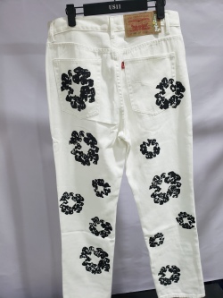DENIM TEARS THE COTTON WREATH JEAN WHITE review Diego Chimbo 02