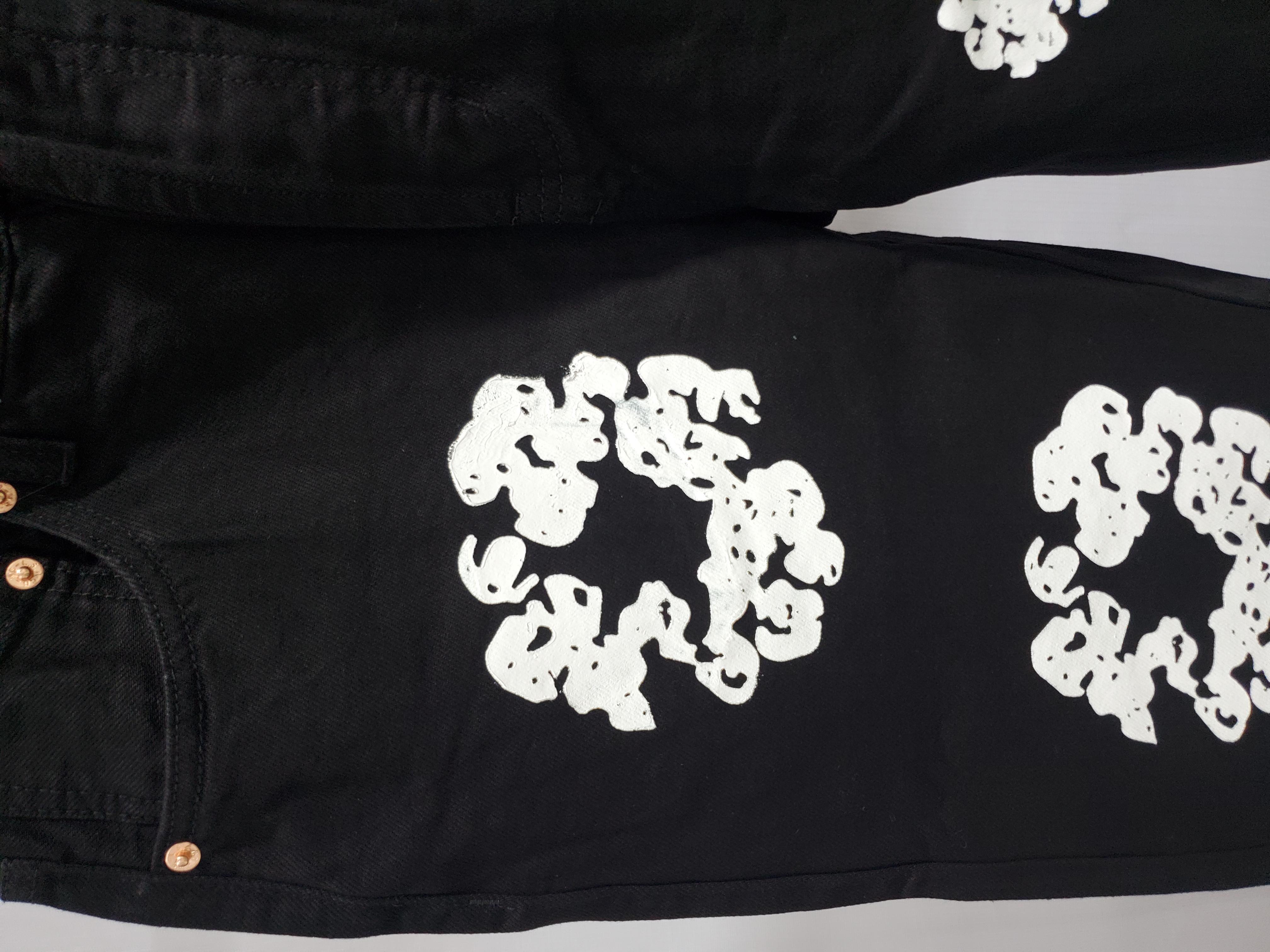 DENIM TEARS THE COTTON WREATH JEAN BLACK review Viraj S Mand