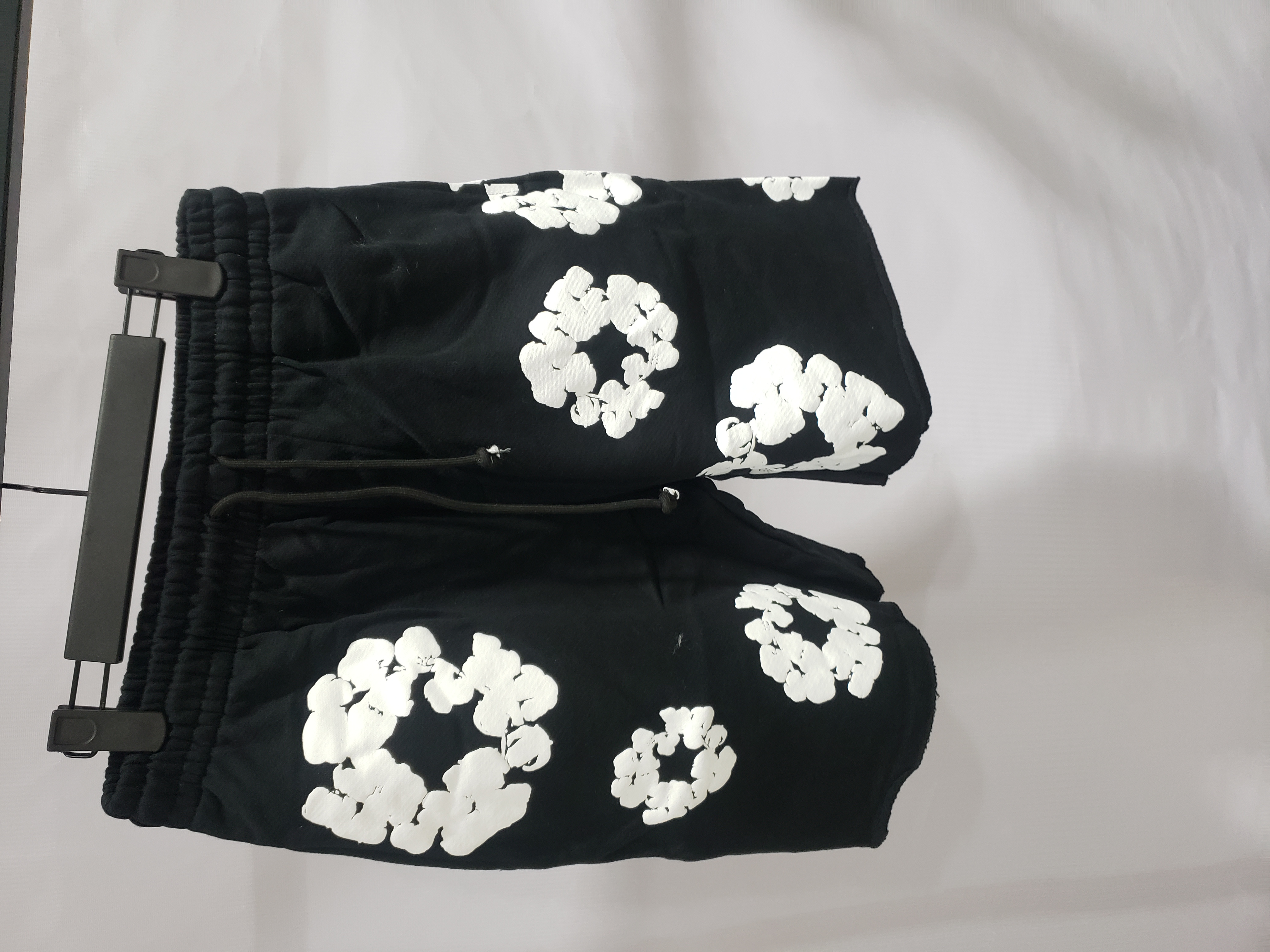 Denim Tears The Cotton Wreath Shorts Black review Charles Ward
