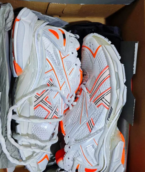 PK God Batch Balenciaga Runner White Orange 677402 W1RB2 2115 review Noah Fitsum