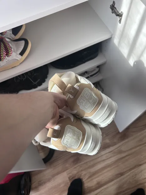 PK God Batch LOUIS VUITTON Skate Sneaker Beige White  review D*** 04