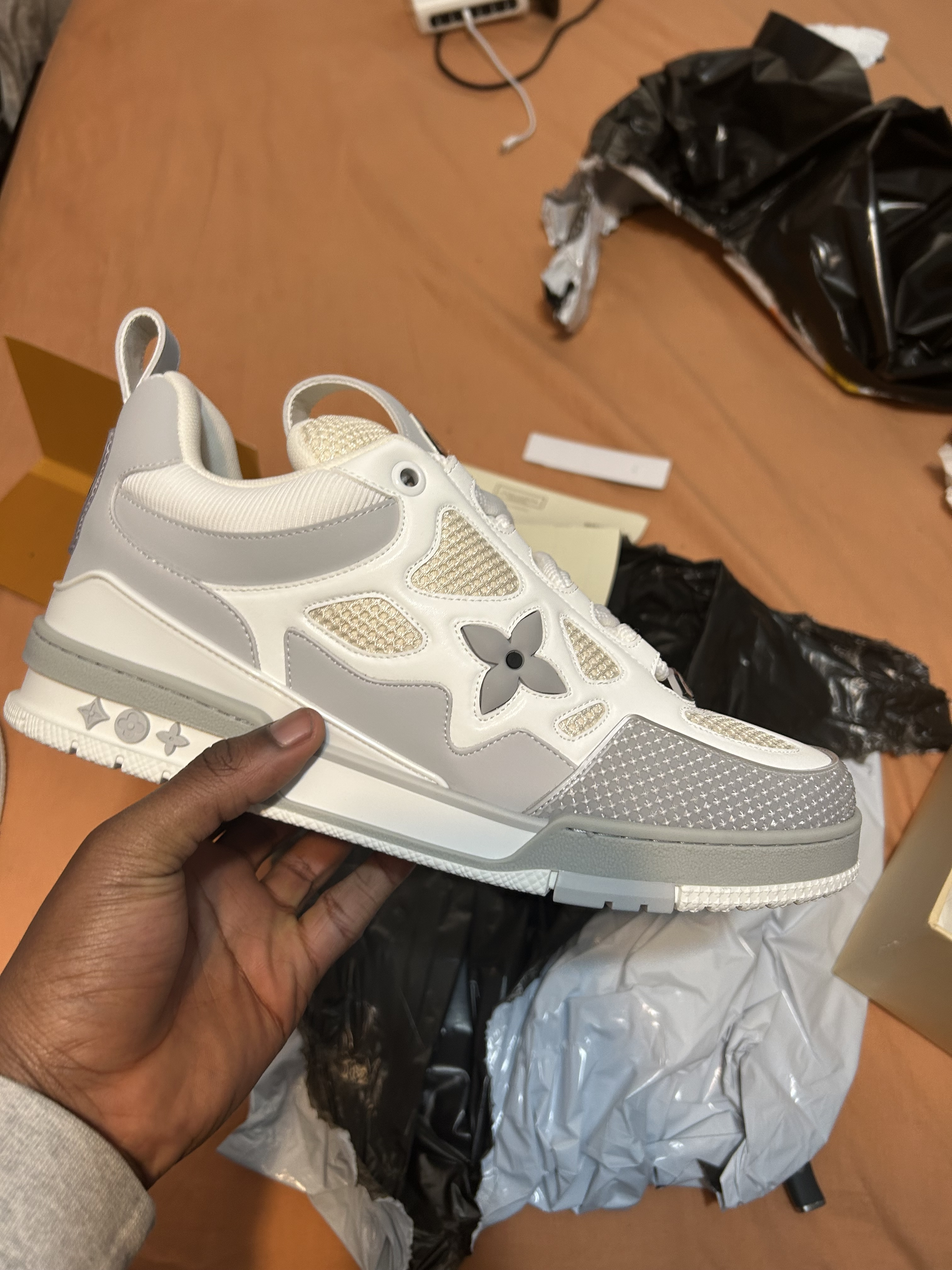 PK God Batch LOUIS VUITTON Leather lace up Fashionable Board Shoes White Gray 1ACQP4 review B*** 00