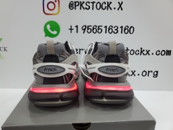 Balenciaga Track Grey White 555032 W1GB7 1214 (LED) review devon enriqeuz 01