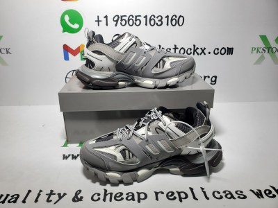 Balenciaga Track Grey White 555032 W1GB7 1214 (LED) review devon enriqeuz 05