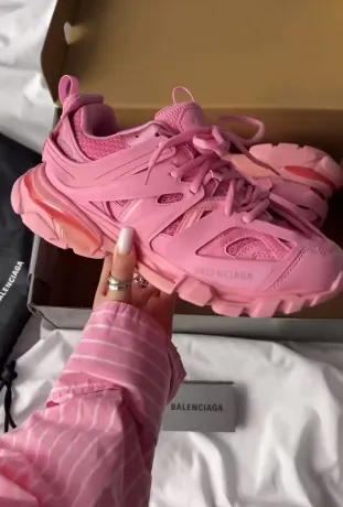 Balenciaga Track Pulm Red  542436 W1GB7 2013 (LED) review 