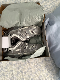 Balenciaga Track Grey White 555032 W1GB7 1214 (LED) review 0