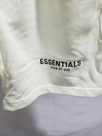 Fear of God Essentials Sweatshort (SS22) Light Oatmeal review 1