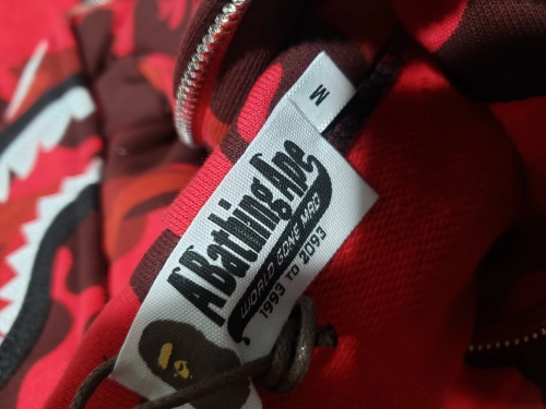 BAPE Color Camo Shark Zip Hoodie Red 4580793322511 review 