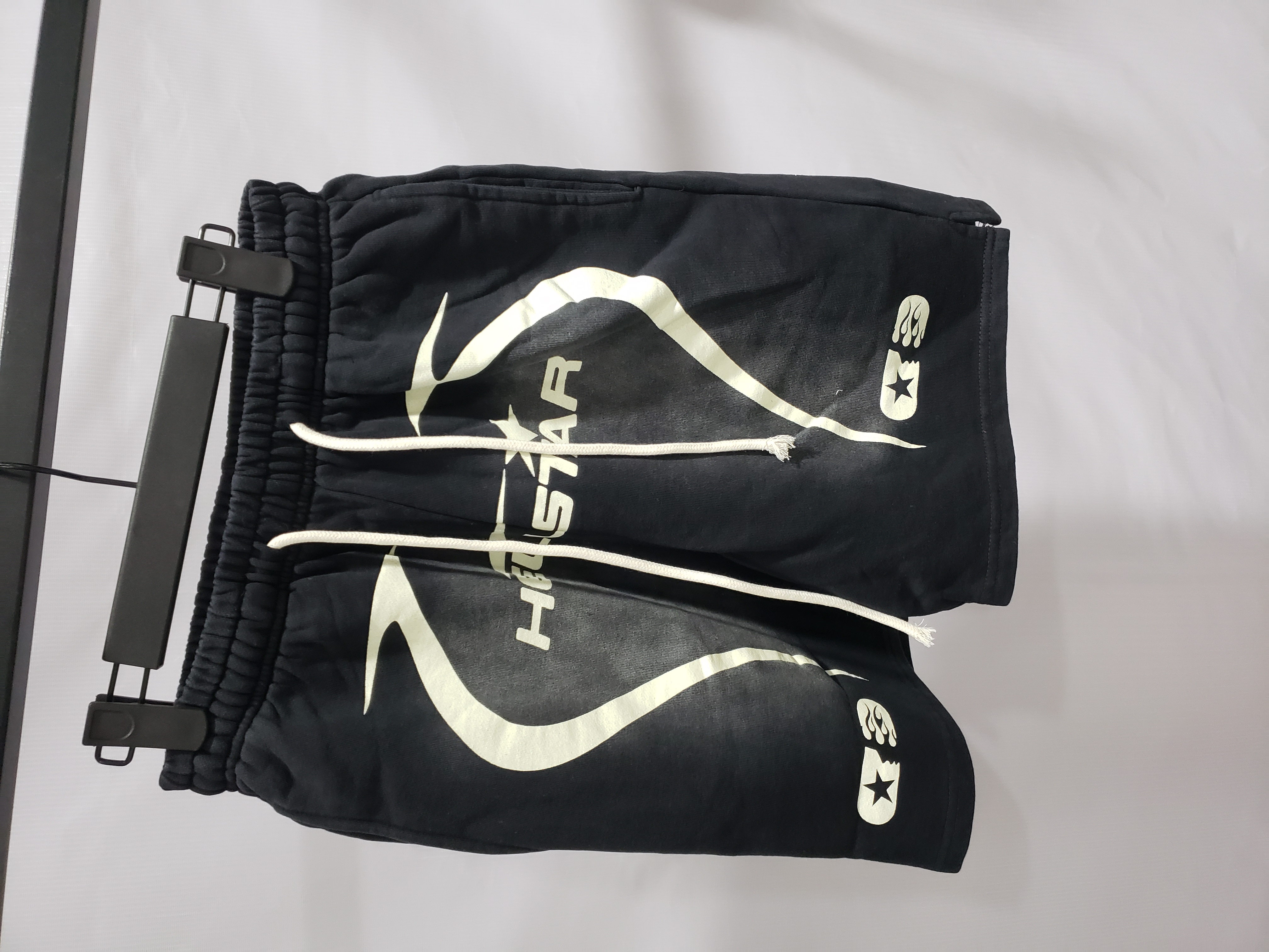 Hellstar Warm Up Shorts Black review Sebastian Torres 01