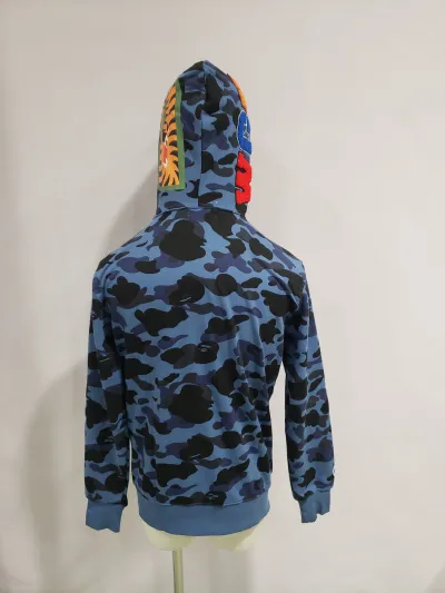 BAPE COLOR CAMO SHARK ZIP HOODIE NAVY 4580793329572 review Jorge Mora 02