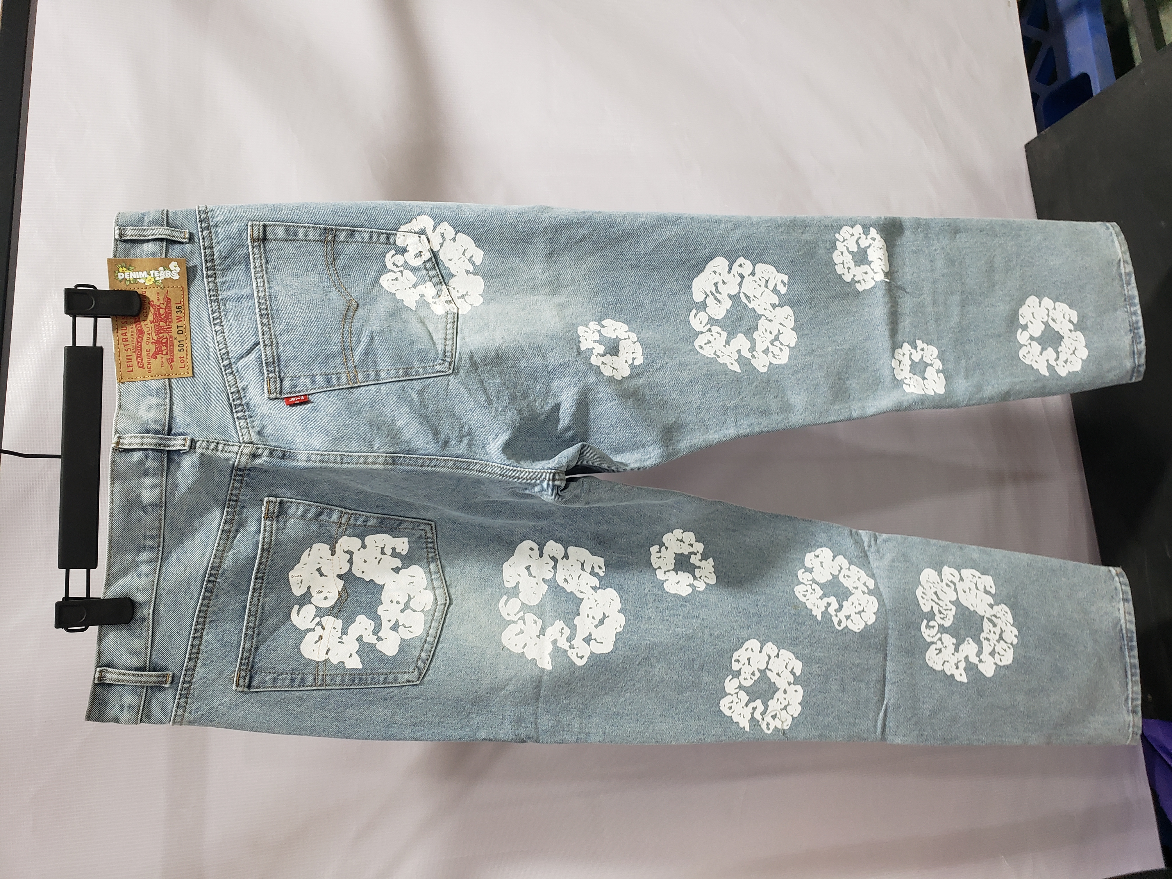 DENIM TEARS THE COTTON WREATH JEAN LIGHT WASH review whn polo 04