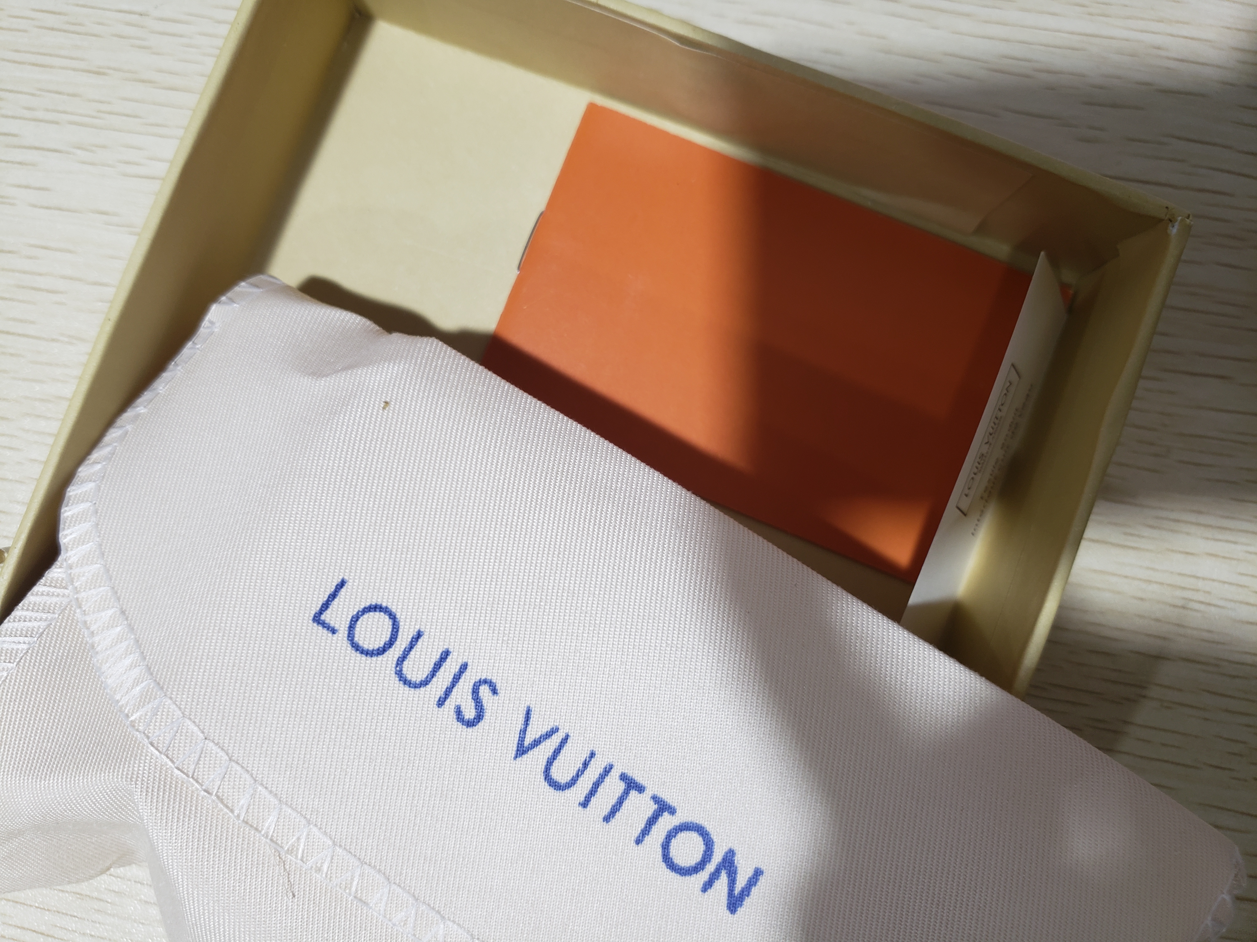 LOUIS VUITTON Wallet Multiple Monogram Eclipse review Kail matuszak-drake 00
