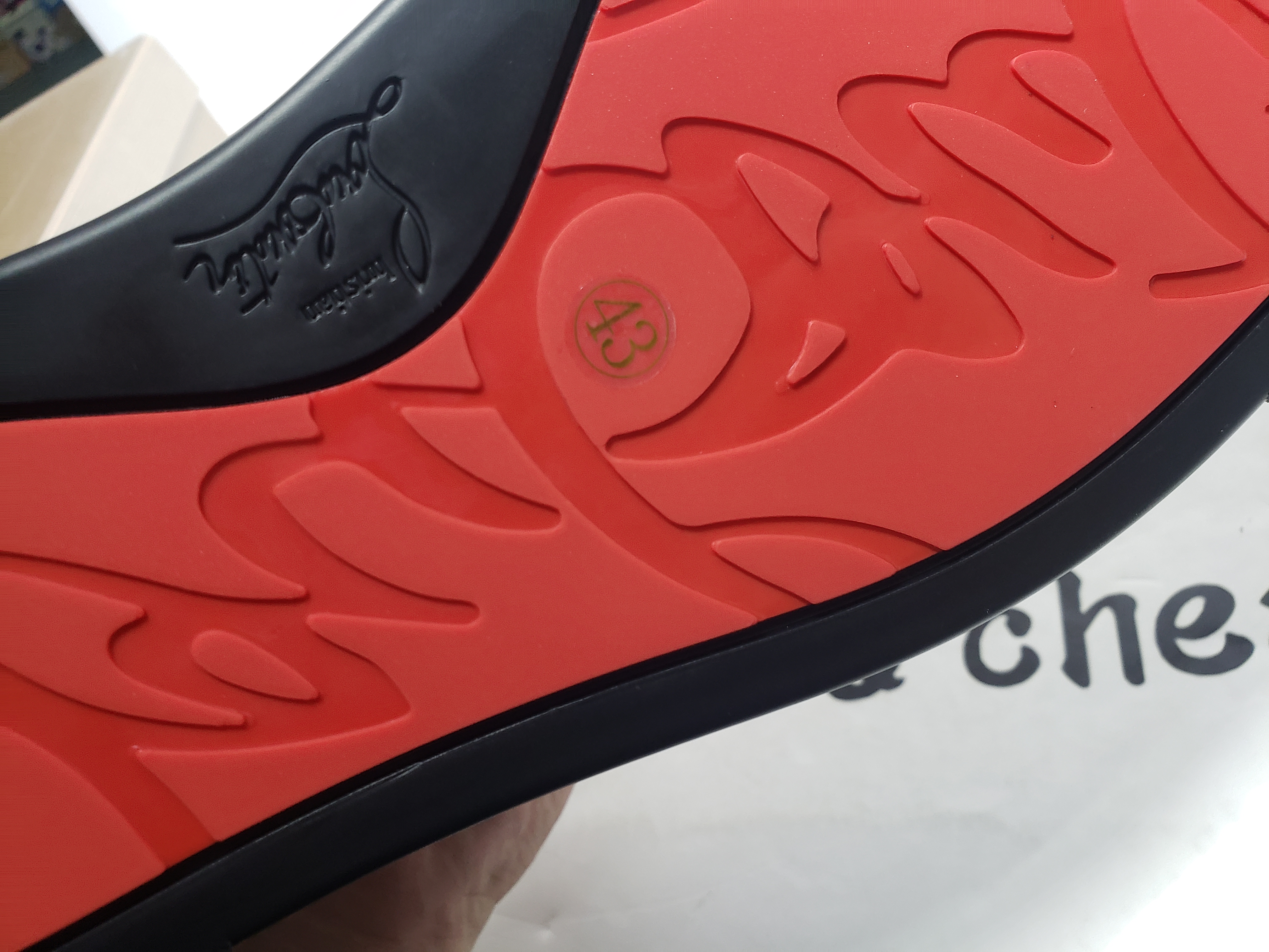 Christian Louboutin Louis Junior Spikes Men's Flat review Al brown jr 00