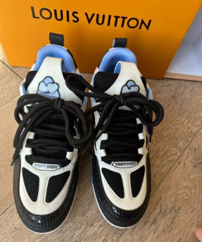 PK God Batch Louis Vuitton LV Skate Blue / Black / Bicolor review Linda Velliam 01