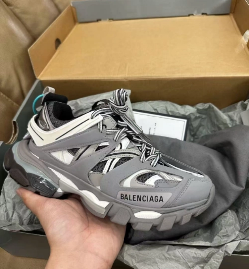 Balenciaga Track Grey White 555032 W1GB7 1214 (LED) review 