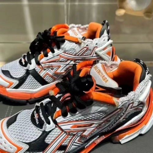 PK God Batch Balenciaga Runner White Orange Black 677402 W3RB7 9051 review 