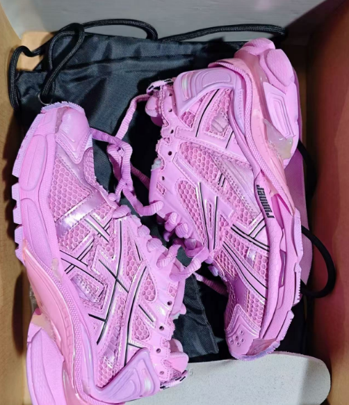 PK God Batch Balenciaga Runner Pink 677402 W3RB1 5000 review Mekhi Brisco