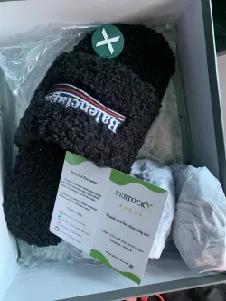 Balenciaga Furry Slides Black review D***