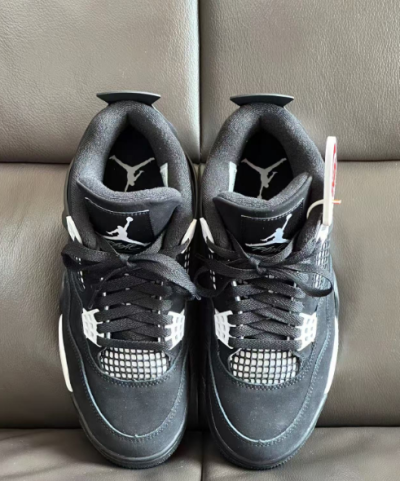 Special offer Batch Air Jordan 4 White Thunder FQ8138-001 review Jonas Gonzalez 00