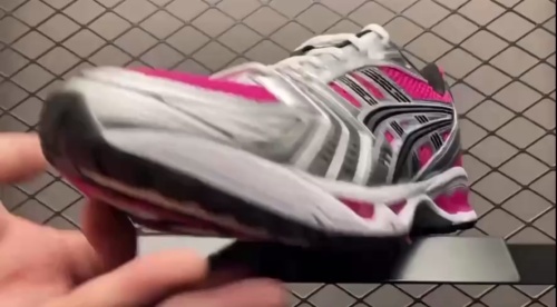 ASICS Gel Kayano 14 Pink Glow review Mambe Conde
